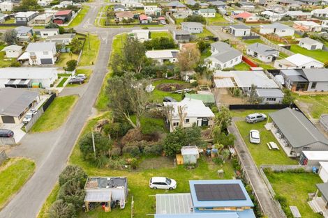 Photo of property in 8 Robbie Street, Foxton Beach, Foxton, 4815