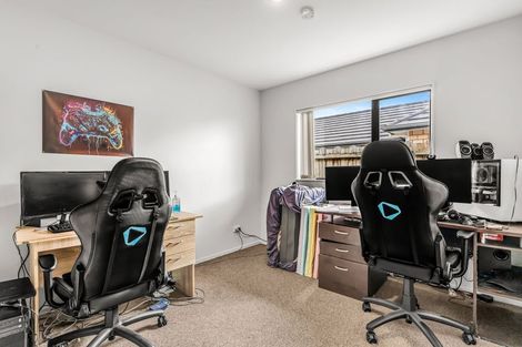 Photo of property in 17 Kotuku Crescent, Takanini, 2112