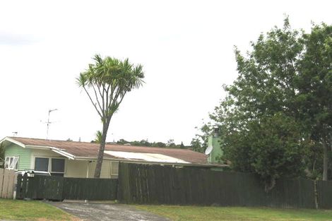 Photo of property in 75 Lauderdale Road, Birkdale, Auckland, 0626