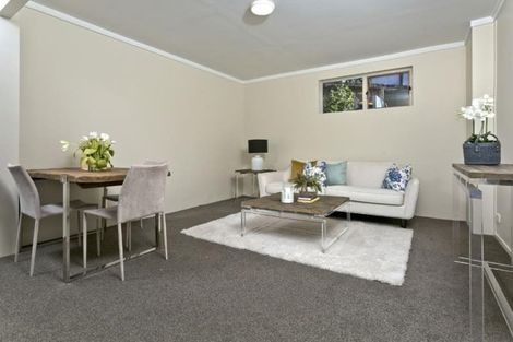 Photo of property in 61 Merriefield Avenue, Forrest Hill, Auckland, 0620