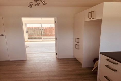 Photo of property in 105a&b Hillcrest Road, Raumati Beach, Paraparaumu, 5032