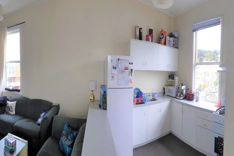 Photo of property in 172 Tasman Street, Mount Cook, Wellington, 6021