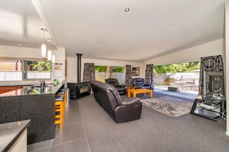 Photo of property in 9 Parkwood Grove, Trentham, Upper Hutt, 5018
