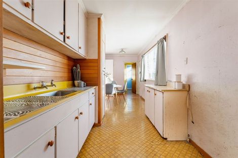 Photo of property in 28 Reid Road, South Dunedin, Dunedin, 9012