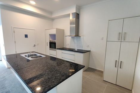 Photo of property in 6/11 Carlos Drive, Flat Bush, Auckland, 2016