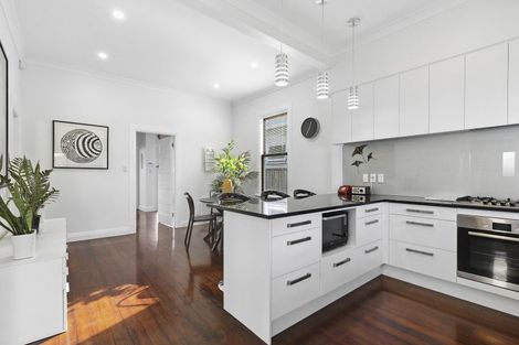 Photo of property in 25 Salek Street, Kilbirnie, Wellington, 6022