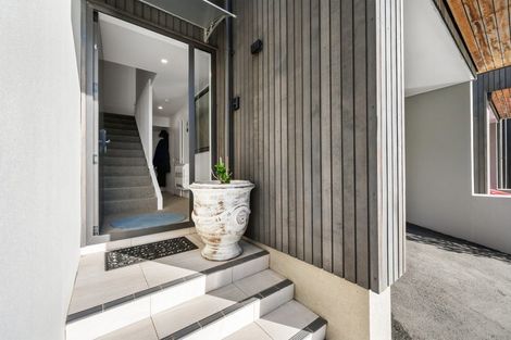 Photo of property in 18u1 Oriental Terrace, Oriental Bay, Wellington, 6011