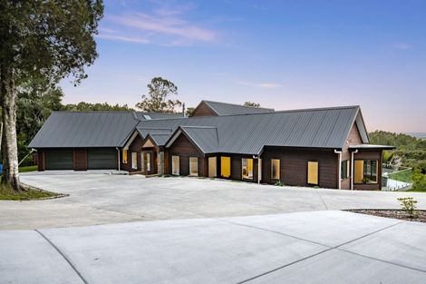 Photo of property in 260 Wairere Road, Waitakere, Henderson, 0782