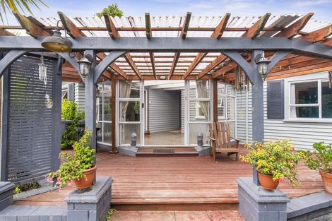 Photo of property in 13 Te Horo Beach Road, Te Horo, Otaki, 5581
