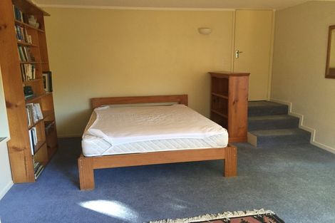 Photo of property in 7 Paturoa Road, Titirangi, Auckland, 0604