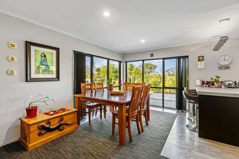 Photo of property in 21 Kowhai Street, Tuakau, 2121