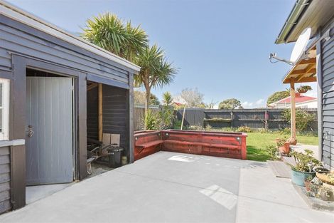 Photo of property in 25 Cobden Street, Westport, 7825