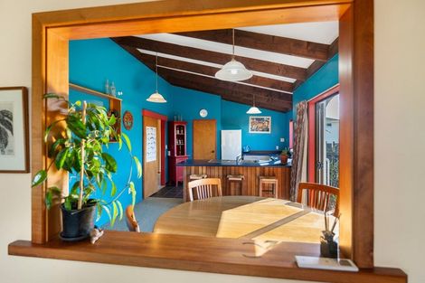 Photo of property in 4 Moana Street, Otaki Beach, Otaki, 5512