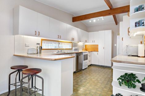 Photo of property in 18 Speedy Crescent, Hillcrest, Auckland, 0627