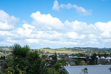 Photo of property in 9 Weka Street, Mangawhai, 0505
