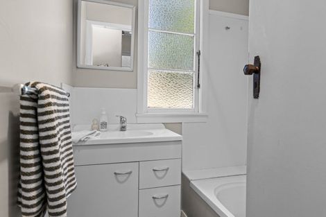 Photo of property in 28 Galloway Street, Hamilton East, Hamilton, 3216