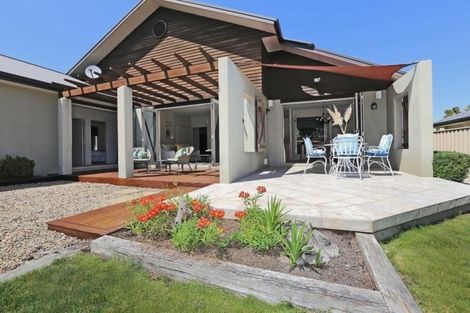 Photo of property in 9 Olive Grove, Havelock North, 4130