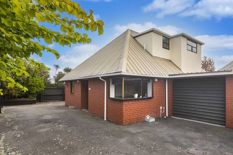 Photo of property in 49 Searells Road, Strowan, Christchurch, 8052