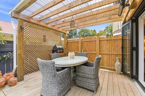 Photo of property in 12a Kent Road, Saint Johns Hill, Whanganui, 4501
