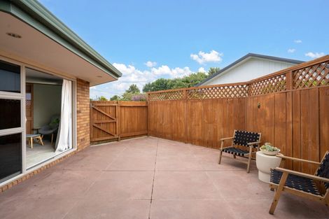 Photo of property in 49 Weld Street, Cambridge, 3434