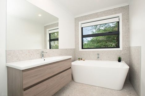 Photo of property in 19 Lily Way, Pyes Pa, Tauranga, 3112