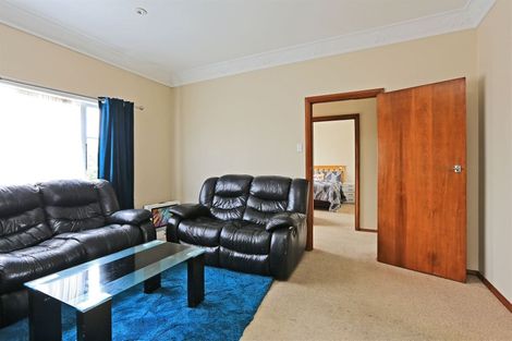 Photo of property in 1103 Heretaunga Street East, Parkvale, Hastings, 4122