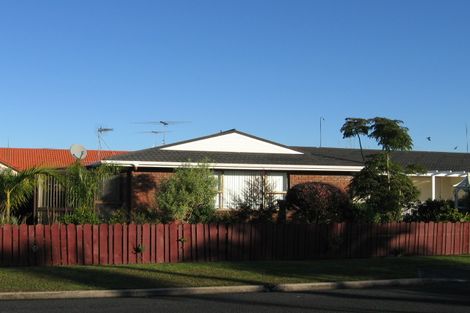 Photo of property in 7a Nukumea Common, Orewa, 0931