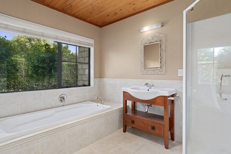 Photo of property in 84r Freeburn Road, Pyes Pa, Tauranga, 3112