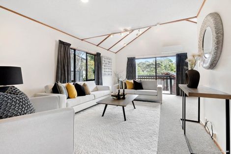 Photo of property in 2/16 Waratah Street, Birkenhead, Auckland, 0626