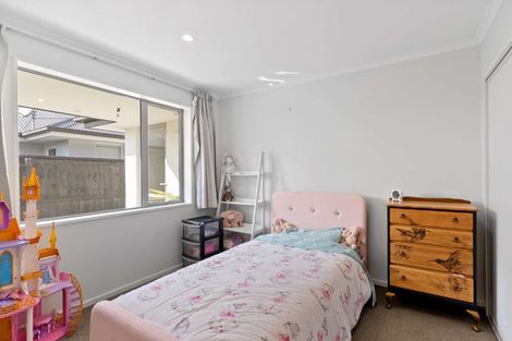 Photo of property in 4 Urihia Street, Marshland, Christchurch, 8083
