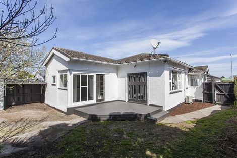 Photo of property in 61 Rhona Street, Linwood, Christchurch, 8062