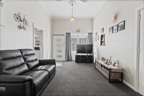 Photo of property in 10 Tiraumea Road, Pahiatua, 4910