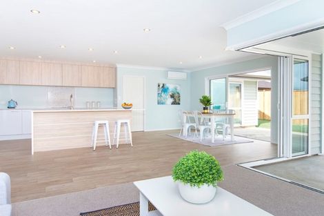 Photo of property in 2 Bellenden Crescent, Pokeno, 2402
