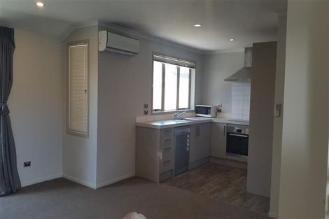 Photo of property in 114u5 Old Farm Road, Hamilton East, Hamilton, 3216