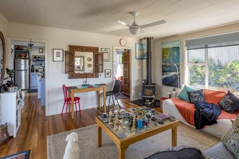 Photo of property in 27a Nelson Street, Foxton Beach, Foxton, 4815