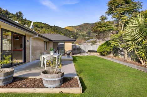 Photo of property in 24 Saddleback Road, Todds Valley, Nelson, 7071