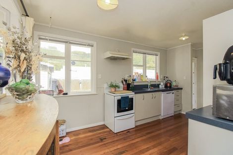 Photo of property in 27a Wilford Street, Wallaceville, Upper Hutt, 5018