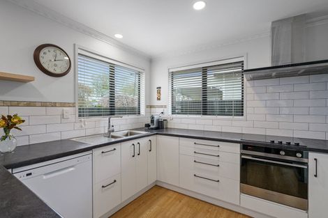 Photo of property in 2 Princes Street, Cambridge, 3434