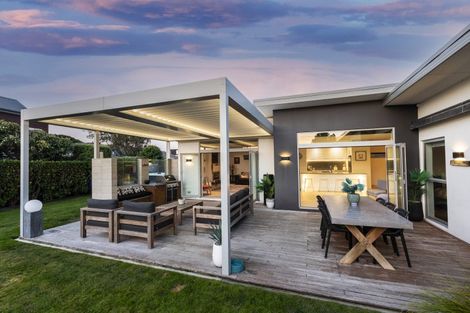 Photo of property in 101 Aston Drive, Waimairi Beach, Christchurch, 8083