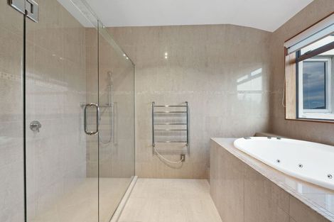 Photo of property in 1/22 Falstaff Place, Half Moon Bay, Auckland, 2012