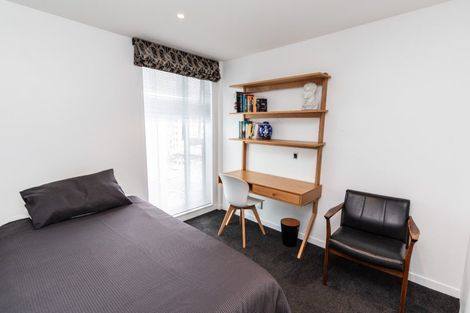 Photo of property in Portal Apartments, 5d/42 Cable Street, Te Aro, Wellington, 6011