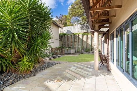 Photo of property in 2/3 Gard Street, Silverstream, Upper Hutt, 5019