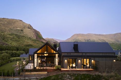 Photo of property in 3 Barley Court, Arrowtown, 9371