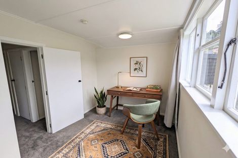 Photo of property in 24-26 Hanson Grove, Stokes Valley, Lower Hutt, 5019