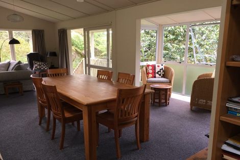 Photo of property in 38 Daffodil Street, Titirangi, Auckland, 0604