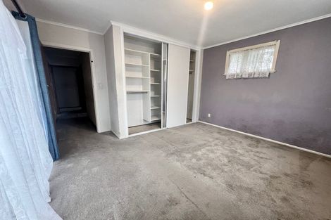 Photo of property in 13 Tracey Terrace, Te Atatu South, Auckland, 0602