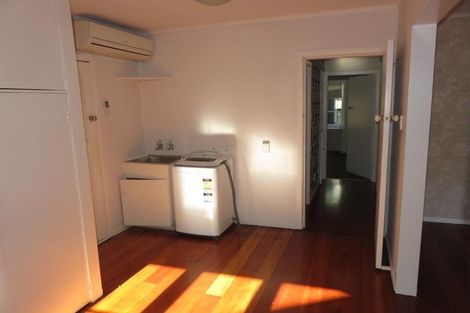 Photo of property in 417 Ohiro Road, Brooklyn, Wellington, 6021