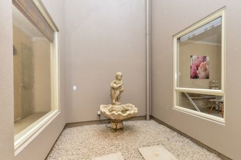 Photo of property in 31 Cairns Crescent, Rototuna, Hamilton, 3210