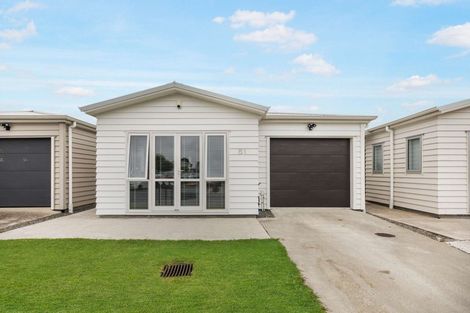 Photo of property in 51 Tribute Loop, Takanini, 2112