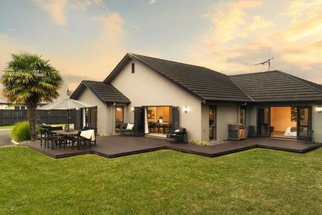 Photo of property in 9 Bayswater Court, Huntington, Hamilton, 3210